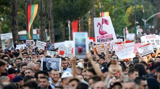 احتجاجات متواصلة في ألبانيا ضد مشروع سياحي مرتبط بعائلة ترامب!