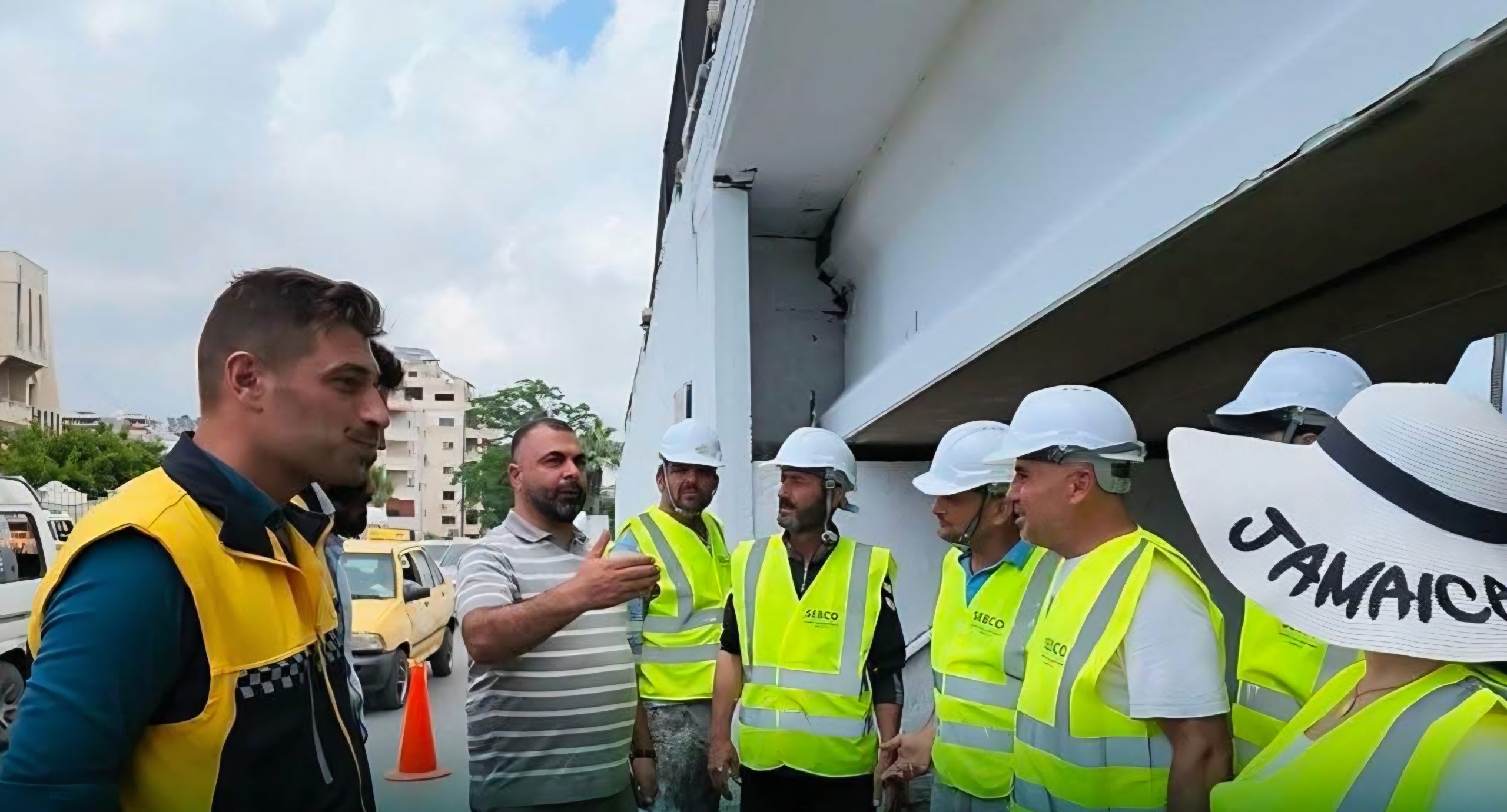 اللاذقية تواصل تحسين مشهدها الحضري عبر أعمال صيانة وتأهيل ميدانية