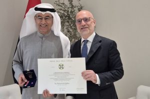 يشرفني الحصول على وسام نجمة إيطاليا برتبة فارس، أحد أرفع الأوسمة المدنية في الجمهورية الإيطالية، خالص الشكر والتقدير للجمهورية الإيطالية على هذا التكريم.