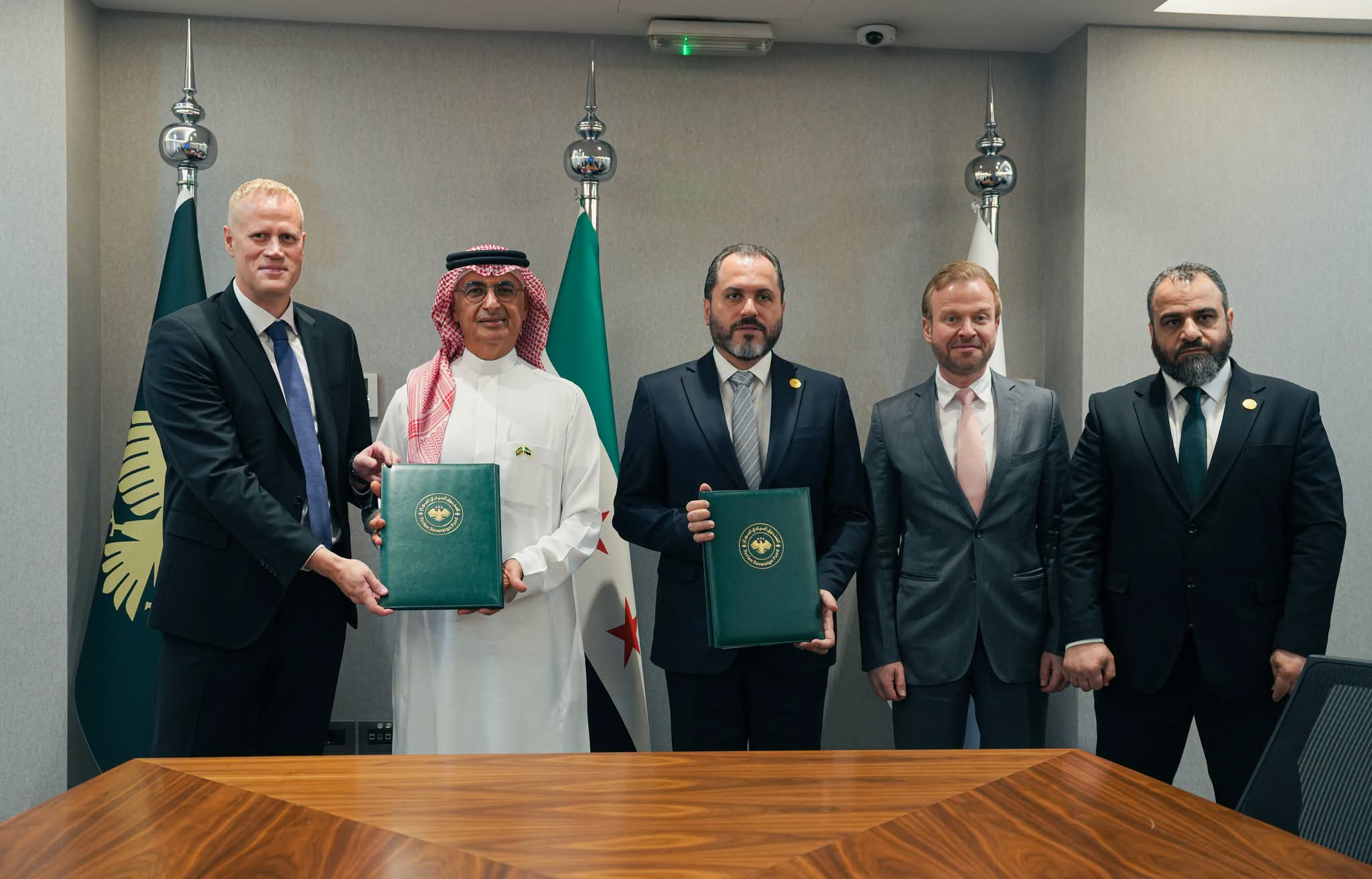 مذكرة تفاهم لدراسة استثمارات استراتيجية في الصناعات الغذائية بسوريا