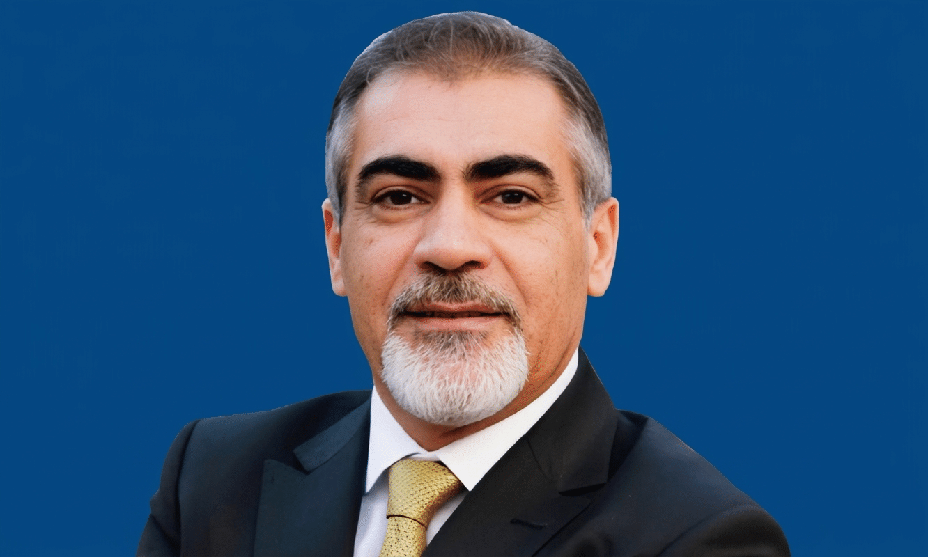 عدنان سيف.. مسيرة مميزة تجمع بين التطوير العقاري والتصميم المعماري