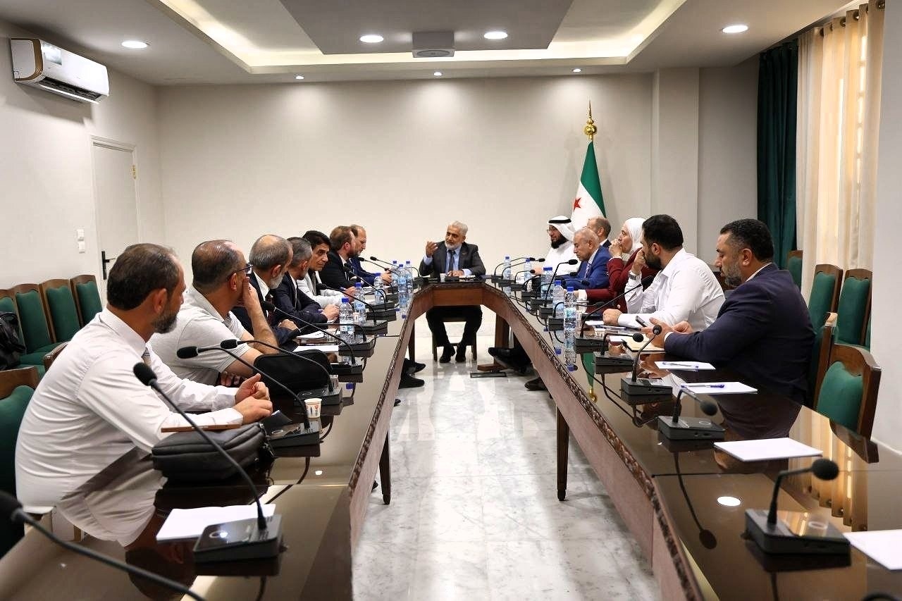 لجنة الإدارة المحلية في مجلس الشعب تناقش ملفي الاستملاك والسكن الشبابي